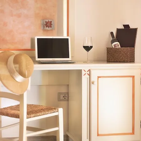 Domo La Vela - - Living SantʼAntìoco