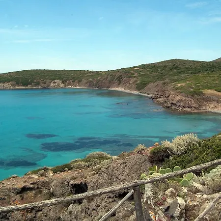 بيت ضيافة Domo La Vela - - Living SantʼAntìoco